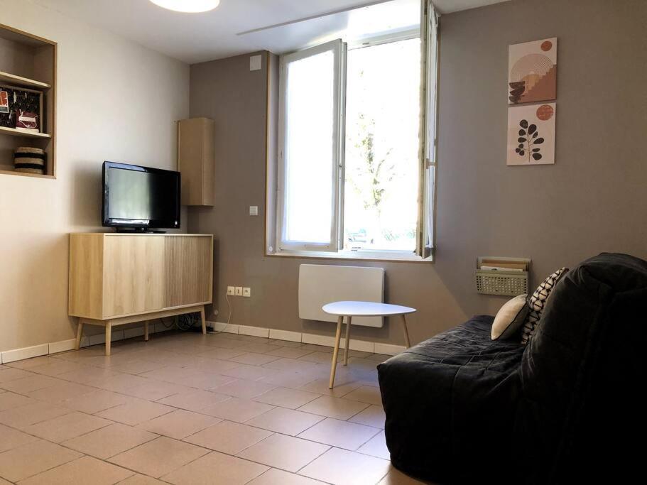 T2 meublé pour curistes, vacanciers et stagiaires Rochefort  Esterno foto